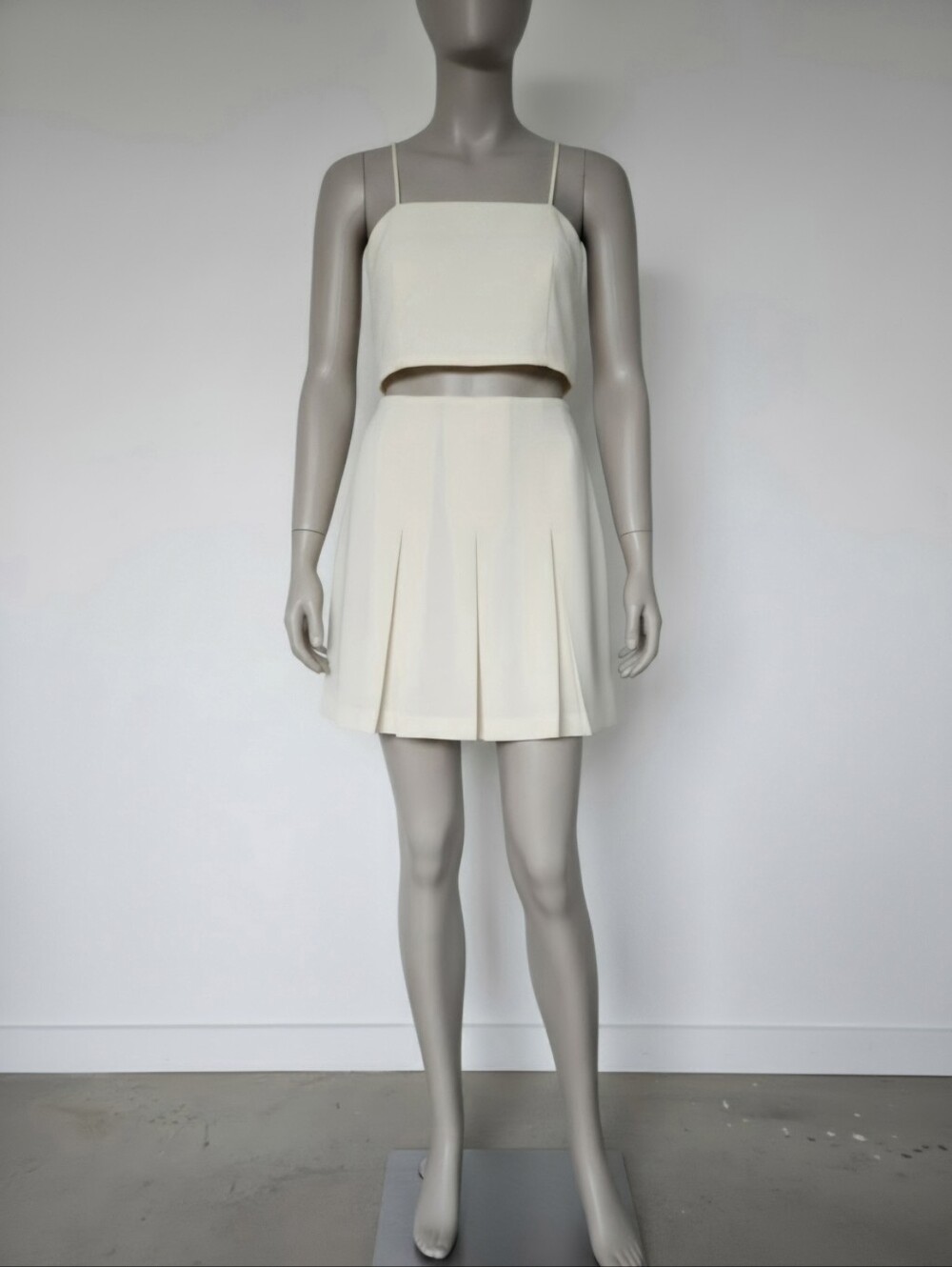 Morgan Taylor Silk Cream Pleated Mini Skirt Size 6